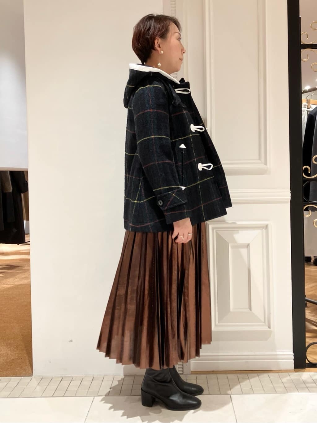 TAJIさんの「DRESSTERIOR｜アルパカブレンドVネックニット」を使ったコーディネート