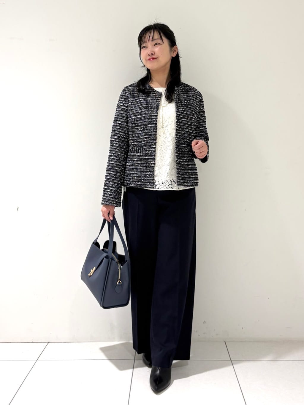 momokoさんの「INDIVI｜【セレモニー／洗える】ミックスツイードライトジャケット」を使ったコーディネート