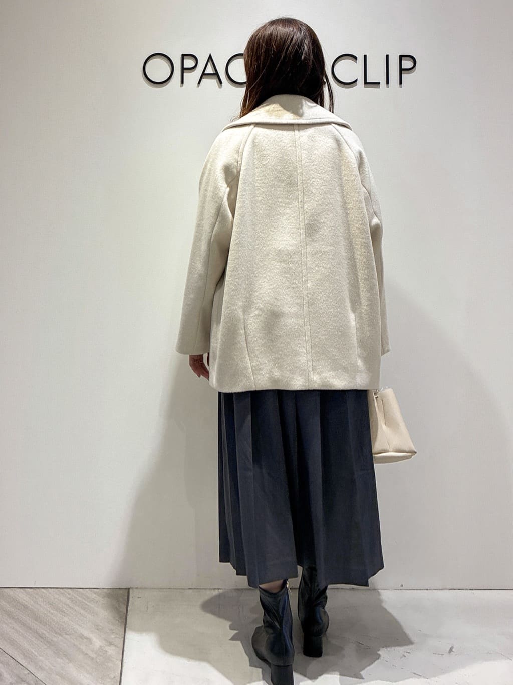 もんちゃんさんの「OPAQUE.CLIP｜ラメシャギーニット【洗濯機OK】」を使ったコーディネート