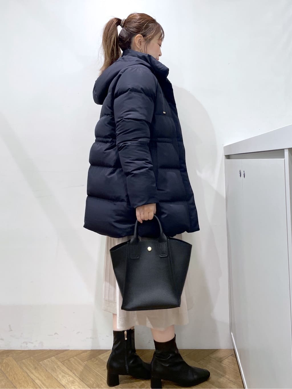 Junさんの「index｜KAWADAダウンドロストミドルコート【撥水／洗濯機OK／2WAY／静電気防止裏地】《XS～3L》」を使ったコーディネート