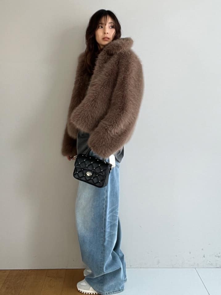 misaさんの「DRESSTERIOR｜◆HAVELESS（ハヴレス）フェイクファージャケット」を使ったコーディネート
