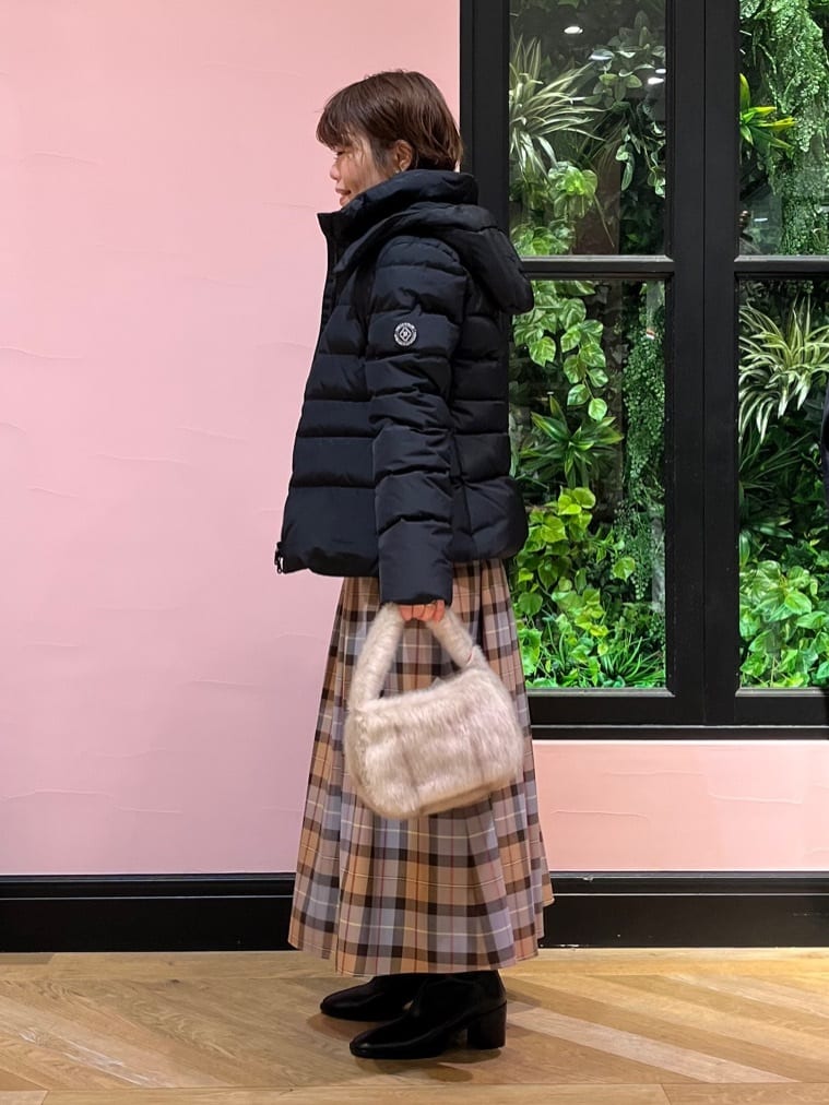 ogataさんの「DRESSTERIOR｜◆コンパクトフェイクファーバッグ」を使ったコーディネート