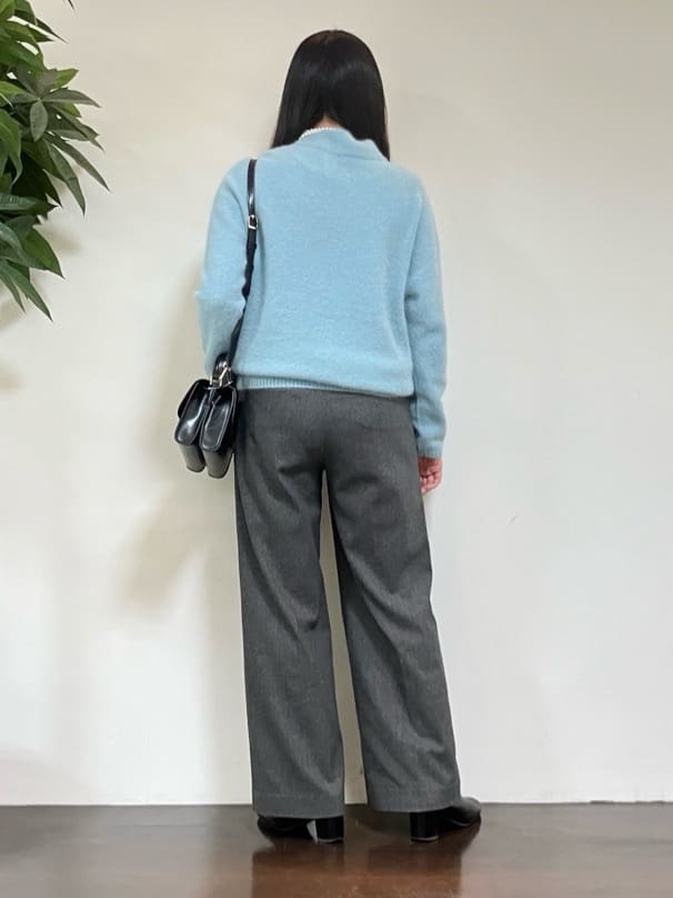 カレンさんの「UNTITLED｜【大人な品格/ふわふわニット】フォックスカシミヤ コクーンニット」を使ったコーディネート