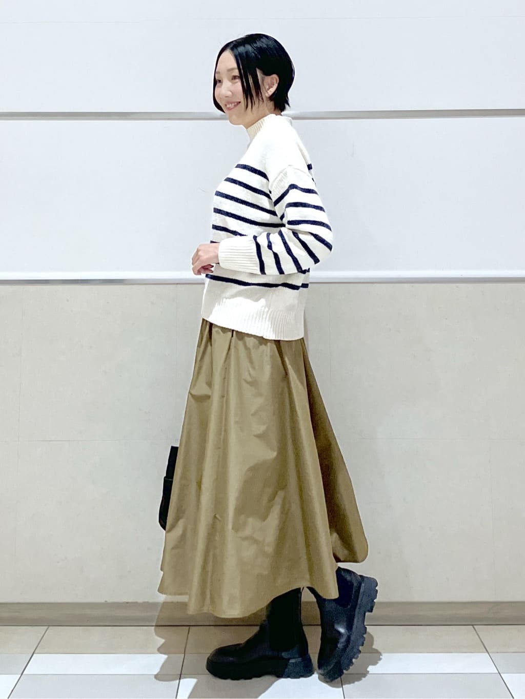 eriko さんの「Dessin｜【洗える】ハイネックベロアモールニット」を使ったコーディネート