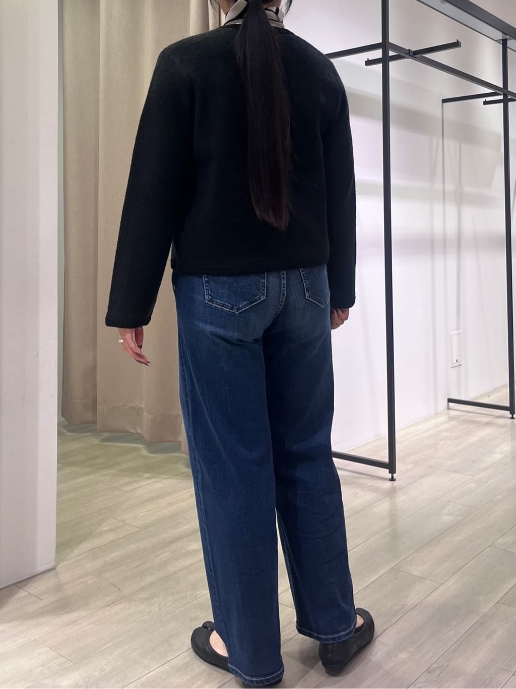 hasuさんの「INDIVI｜【洗える／毛玉になりにくい】エクストラファインウール リブタートルニット」を使ったコーディネート