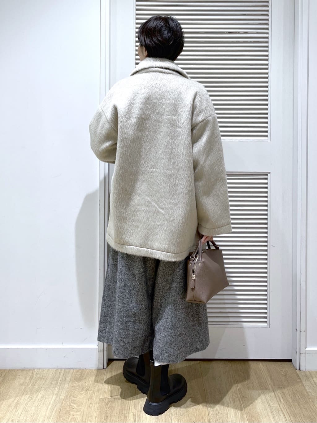 Miyazakiさんの「Dessin｜シャギーコート」を使ったコーディネート