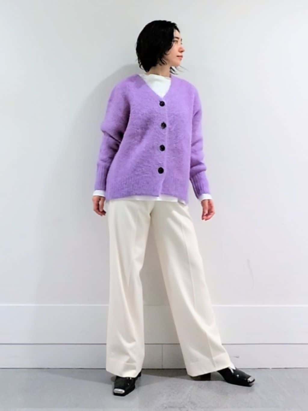 ミズタさんの「UNTITLED｜【ゆったり】アルパカ混シャギー カーディガン」を使ったコーディネート