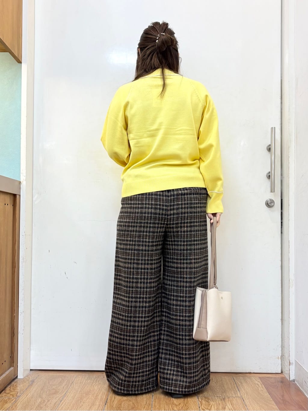 だいわさんの「SHOO･LA･RUE｜【洗濯機可/吸湿発熱】チクチクしにくいもちもちハイネックニット」を使ったコーディネート