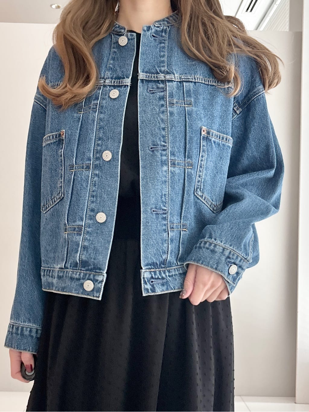 清水夏姫さんの「DRESSTERIOR｜【ウォッシャブル】ヴィンテージバンドカラーGジャン」を使ったコーディネート