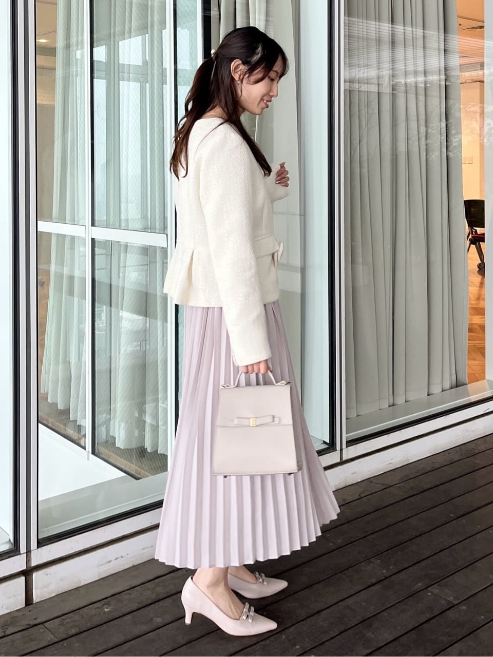 はばさんの「Couture brooch｜【ハレの日・通勤】カルゼスラブツイードジャケット」を使ったコーディネート