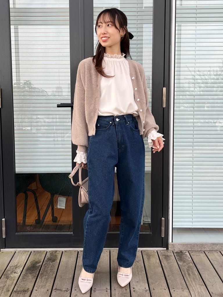 はばさんの「Couture brooch｜【2WAY・ハレの日・通勤】エンブロレースブラウス」を使ったコーディネート