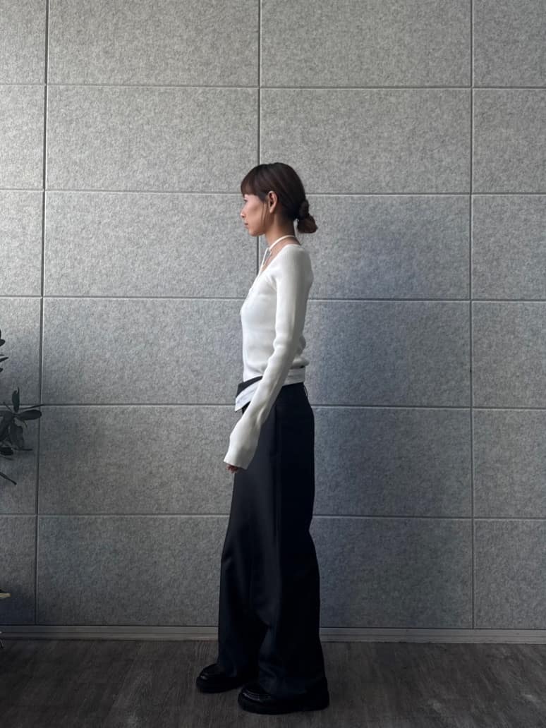 designer yukaさんの「CODE A｜high waist trousers」を使ったコーディネート