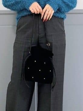 まーみんさんの「grove｜【カセット服】洗えるストレートワイドパンツ」を使ったコーディネート