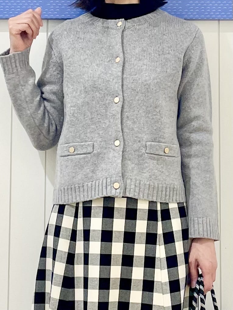 uwatokoさんの「Dessin｜ウールカシミヤカーディガン」を使ったコーディネート