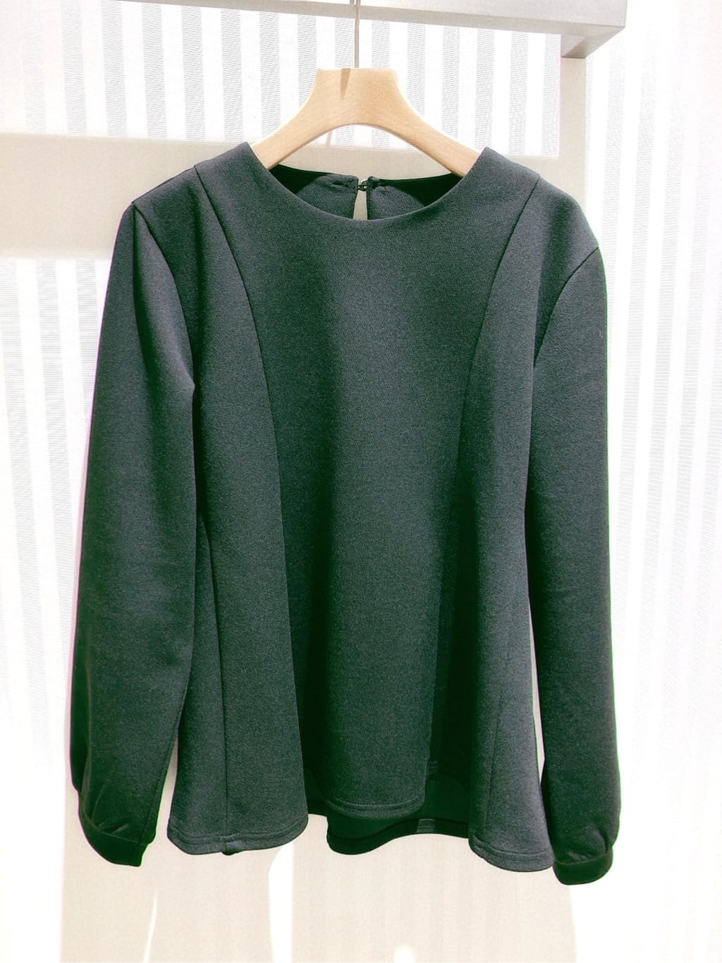Hiroさんの「Dessin｜【入卒/セレモニー/セットアップ可能】カットジョーゼット2WAYトップス」を使ったコーディネート