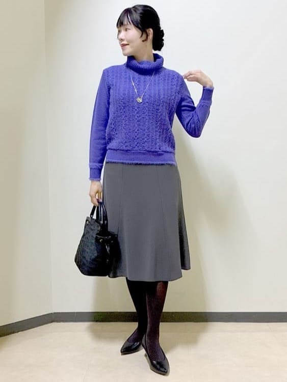  beni_gingerさんの「Reflect｜【ほんのりラメ感◎】ふわふわフェザーヤーンハイネックニット」を使ったコーディネート
