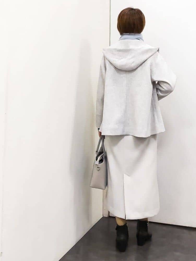 やまちゃんさんの「grove｜【ウエストゴム】美シルエットなハイウエストサス付きスカート」を使ったコーディネート