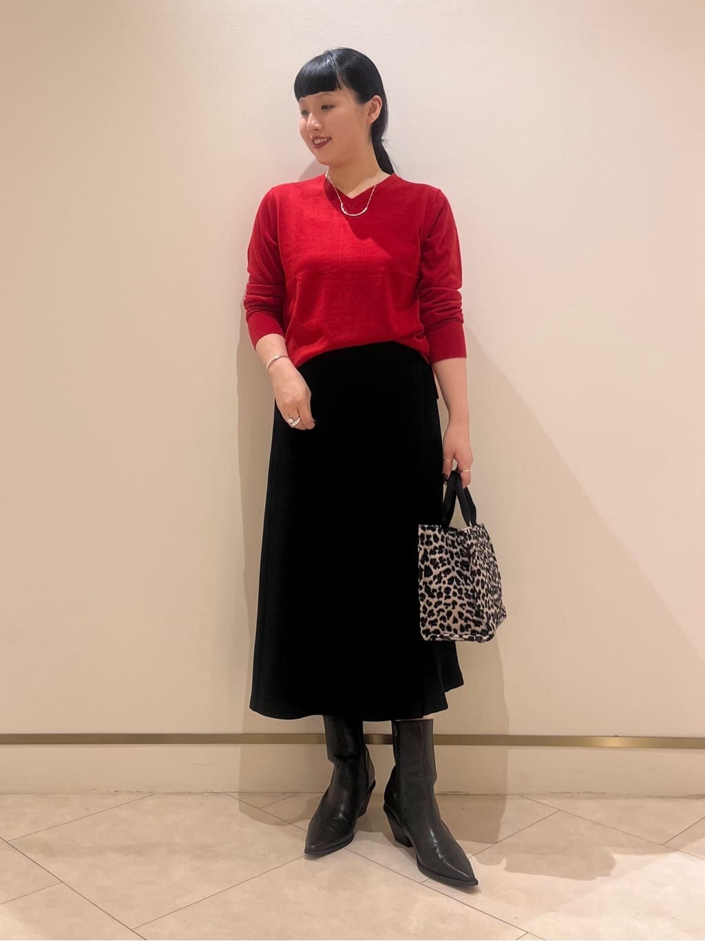 hasuさんの「INDIVI｜【配色デザイン／ショート丈】ウールリバー ノーカラーコート」を使ったコーディネート