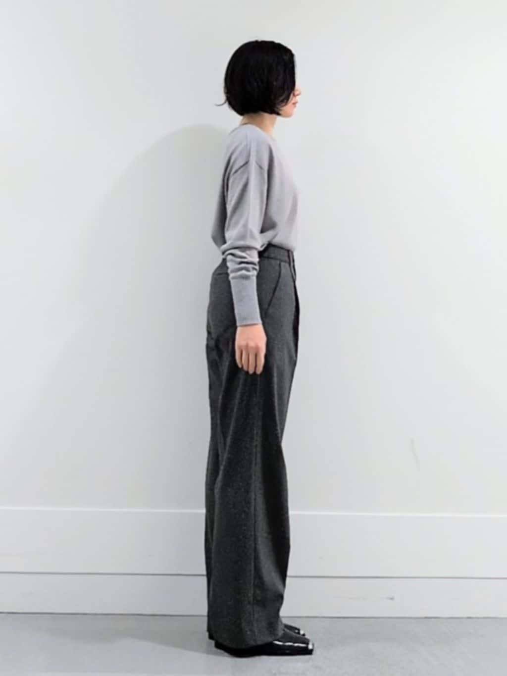 ミズタさんの「UNTITLED｜【8色展開/体型カバー】魅せるタイムレスニット」を使ったコーディネート