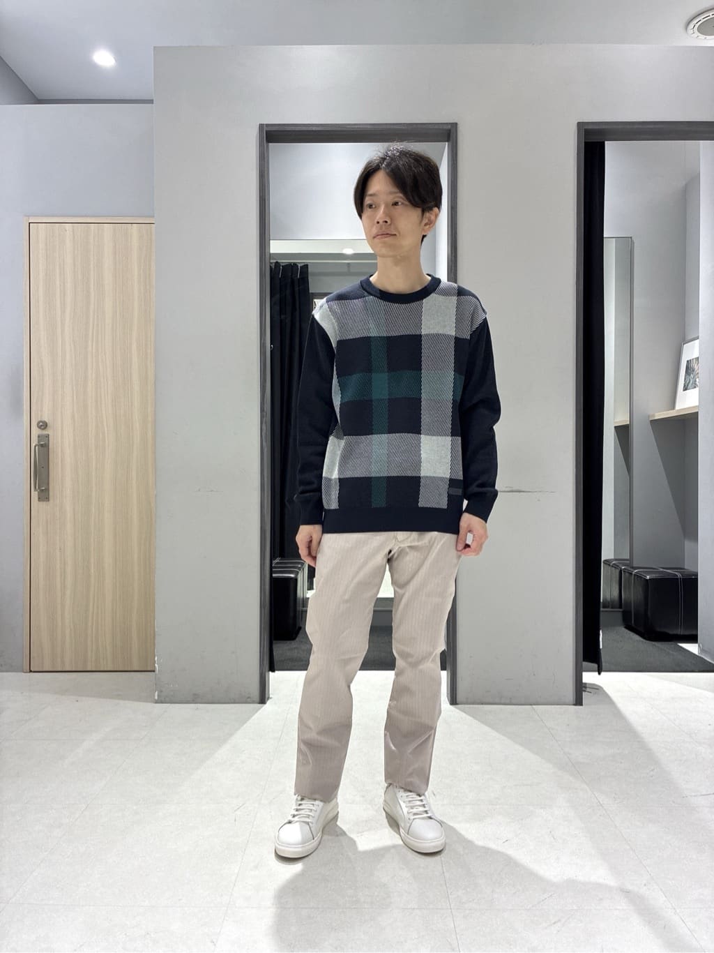 わいずみさんの「TAKEO KIKUCHI｜カラーコンビ ダウンブルゾン」を使ったコーディネート