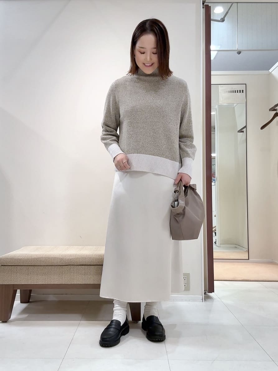 YUIさんの「UNTITLED｜【8色展開/洗える】ウールカシミヤ ハイネックニット」を使ったコーディネート