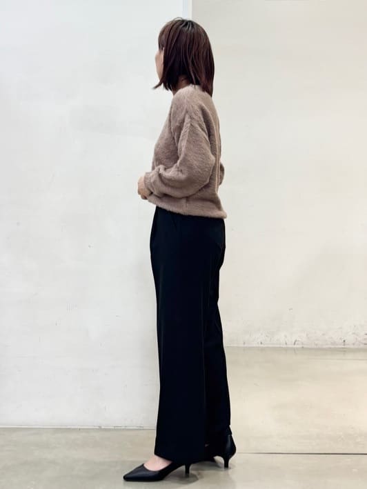fujiさんの「THE SHOP TK｜【華やかで柔らか】ふわふわフェザーニット/洗える・前後2WAY」を使ったコーディネート
