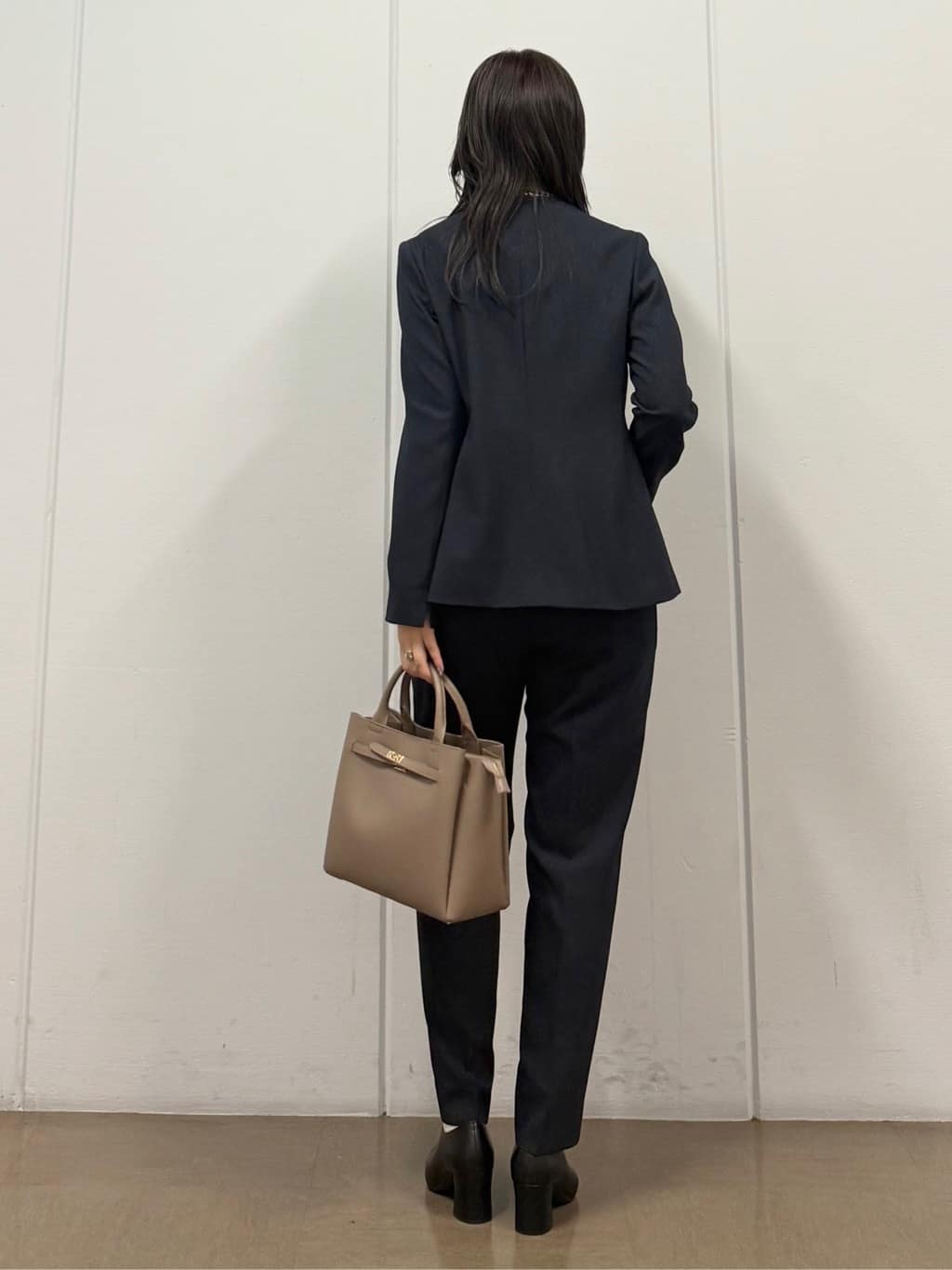 mizukiさんの「INDIVI｜【洗える／通勤／スーツ】メランジストレッチ ノーカラージャケット」を使ったコーディネート