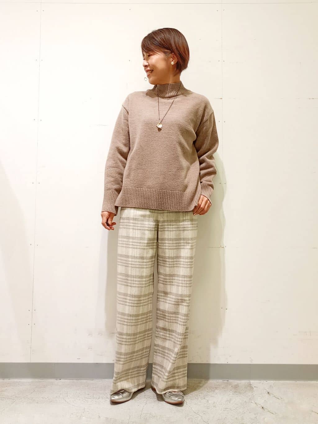 Kさんの「INDIVI｜【カシミヤ混】ミドルゲージ ハイネックニット」を使ったコーディネート