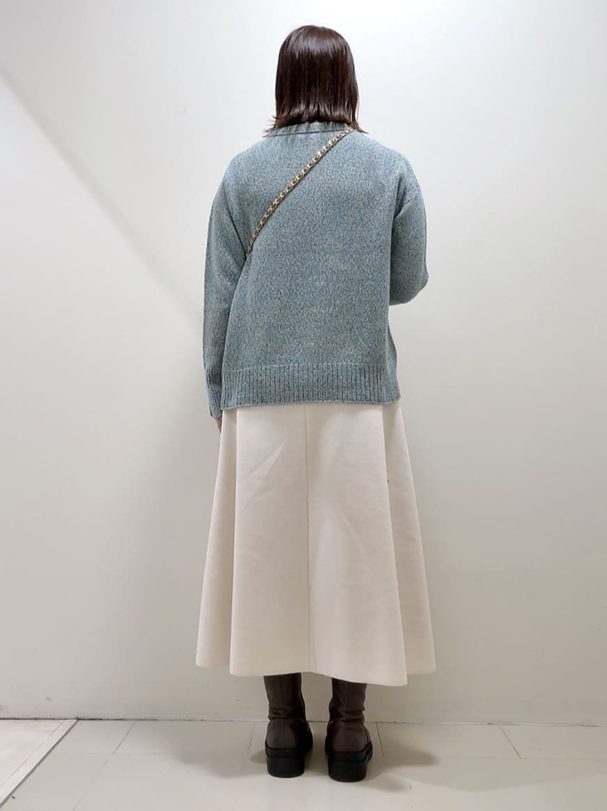YUIさんの「UNTITLED｜【ゆったり】三つ杢カラーニット」を使ったコーディネート