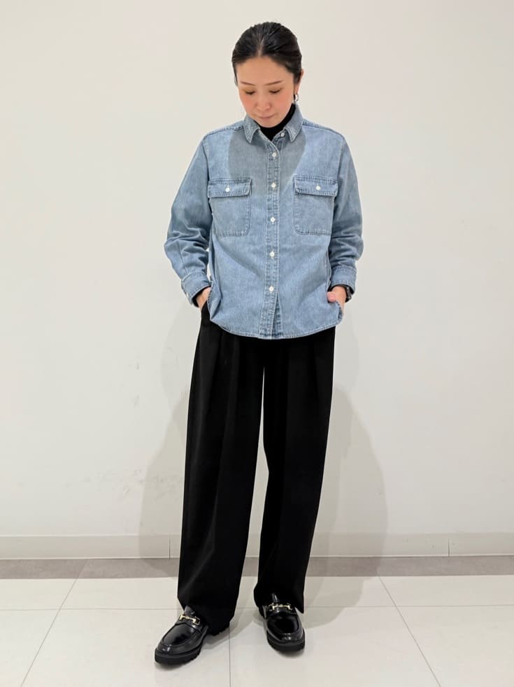 MIYAKAWAさんの「DRESSTERIOR｜ARTESANOS（アルテサノス）【別注】金具付きローファー」を使ったコーディネート