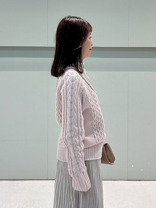 makiさんの「UNTITLED｜【洗える】スポンディッシュ ケーブル柄ニット」を使ったコーディネート