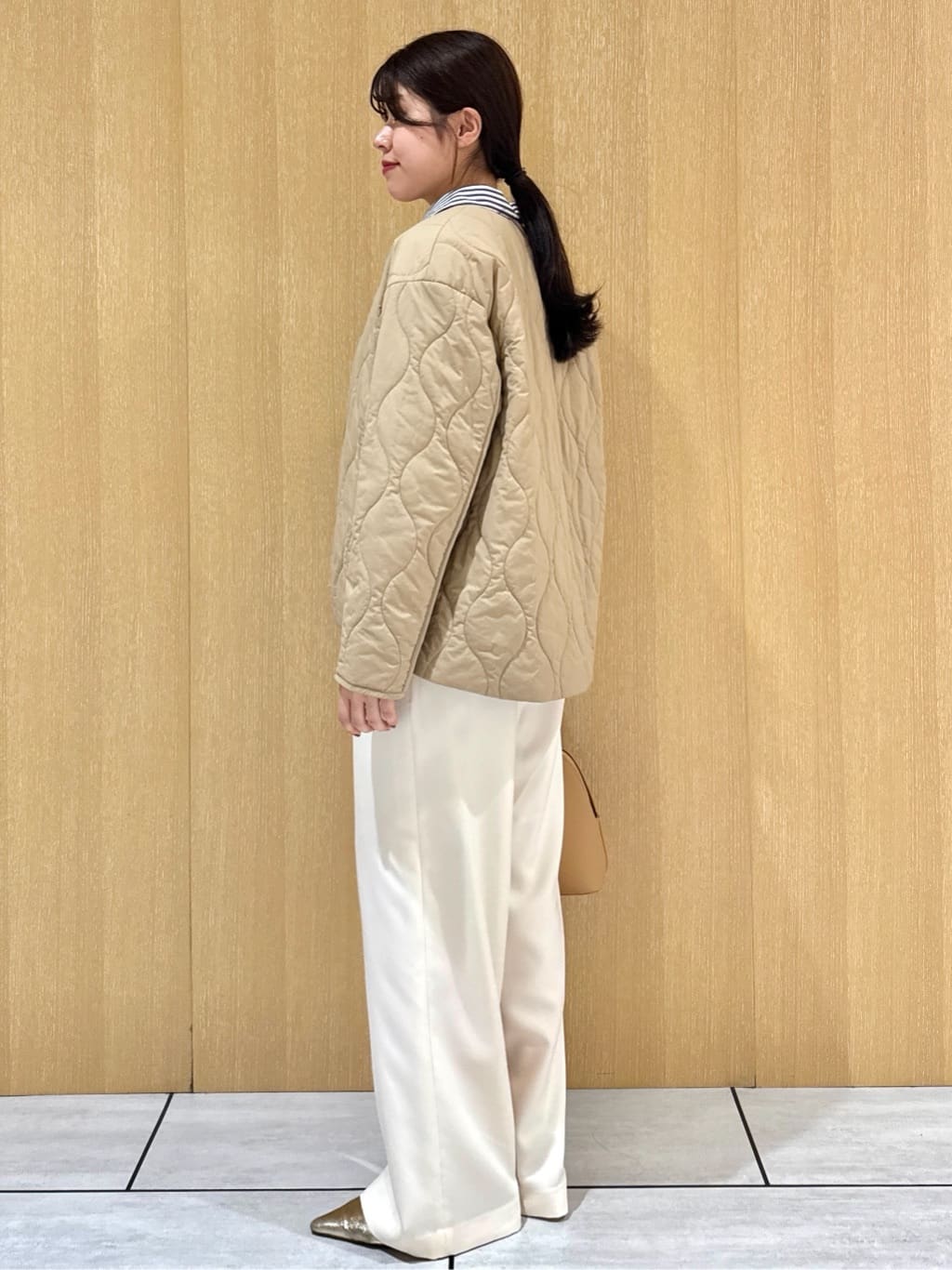 nanaさんの「UNTITLED｜【8色展開／コンパクト丈】レーヨン混 コクーンニット」を使ったコーディネート