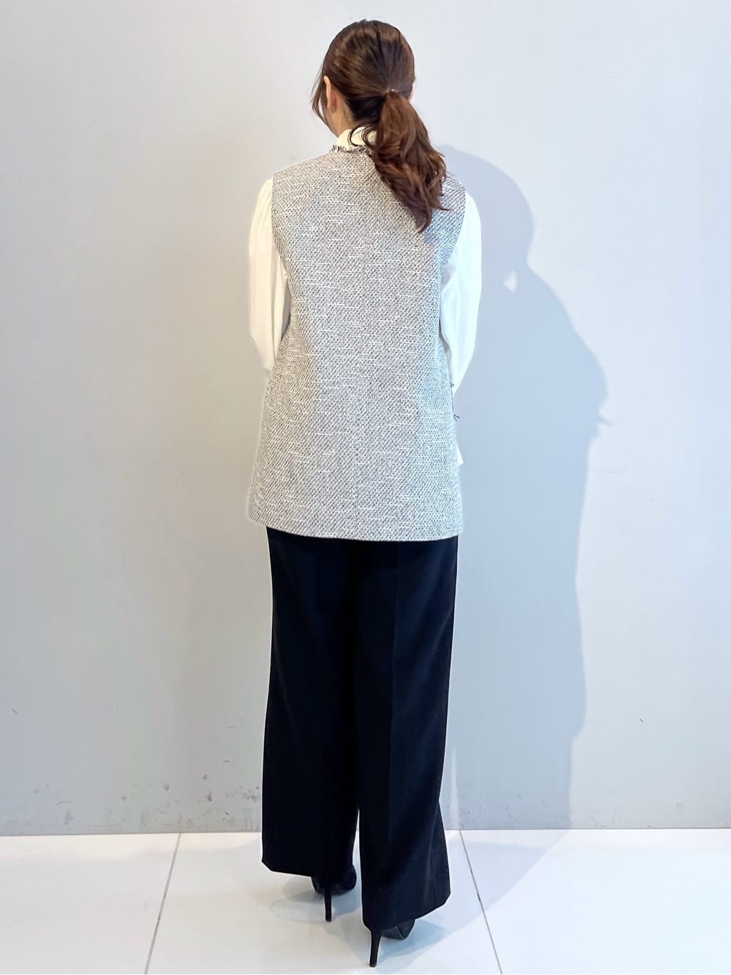 Saekoさんの「UNTITLED｜【オンオフ使える】スラブツイード ジレ」を使ったコーディネート
