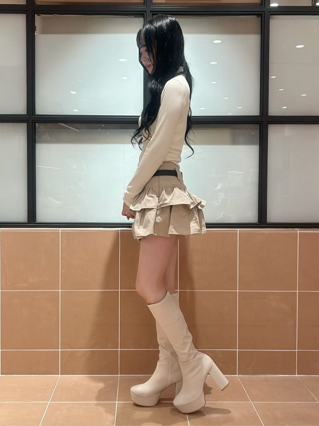 Arisaさんの「ESPERANZA｜【ラク盛り/約12cm】ラク盛り厚底ロングブーツ」を使ったコーディネート