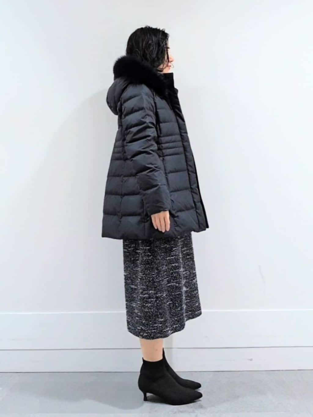 ミズタさんの「UNTITLED｜【はっ水機能/フード取り外し可】ミディダウンコート」を使ったコーディネート