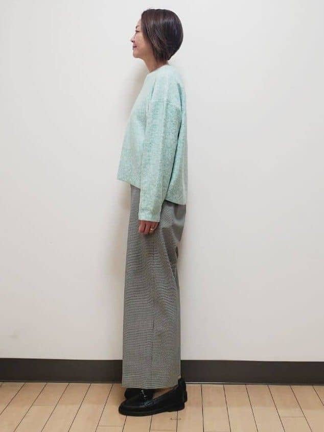 yuuさんの「Reflect｜【選べる5色／ゆったりシルエット】Vネックスパンコールニット」を使ったコーディネート