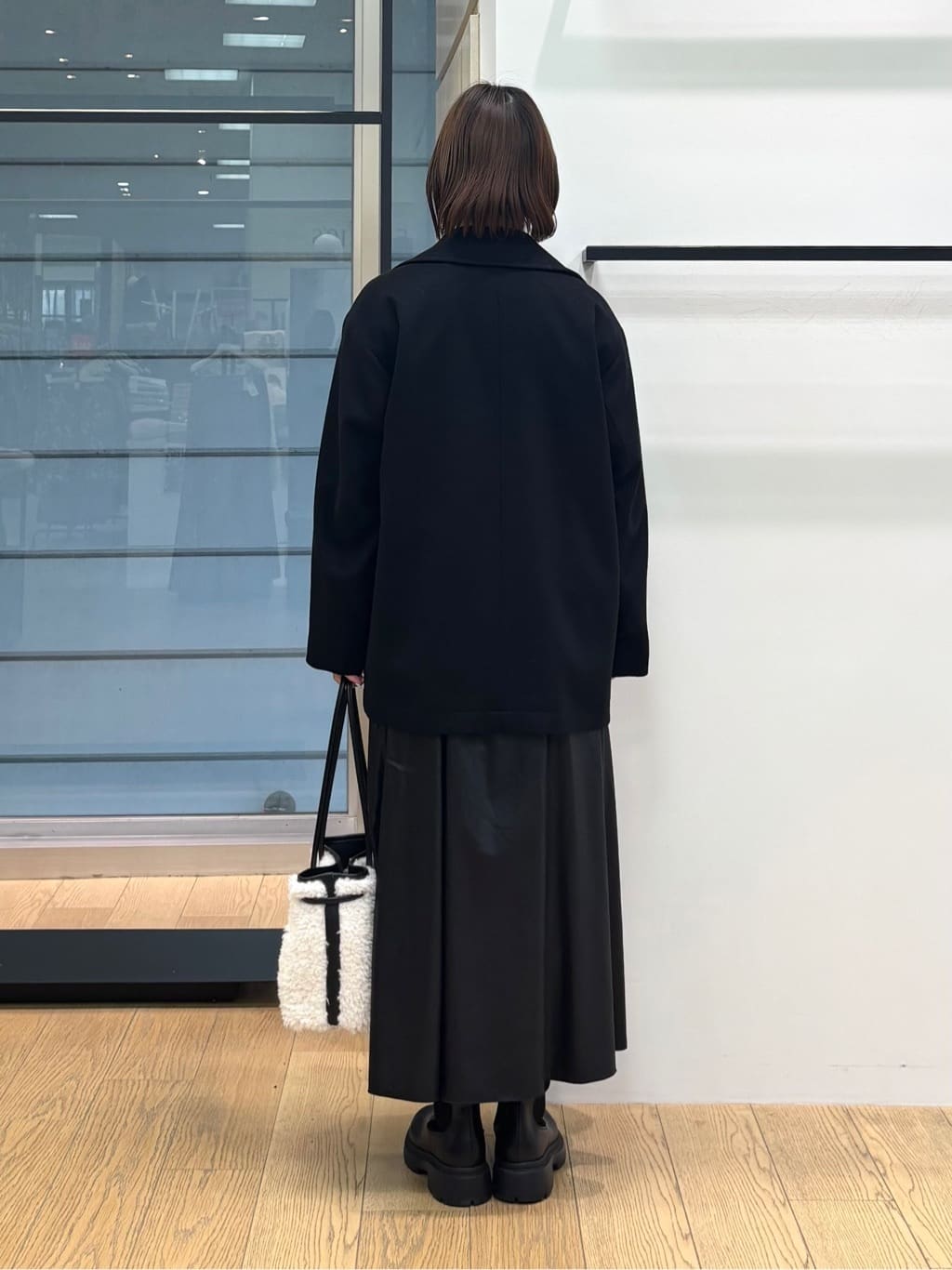 asamiさんの「INDIVI｜【洗える】ケーブルデザイン ラウンドヘムニット」を使ったコーディネート