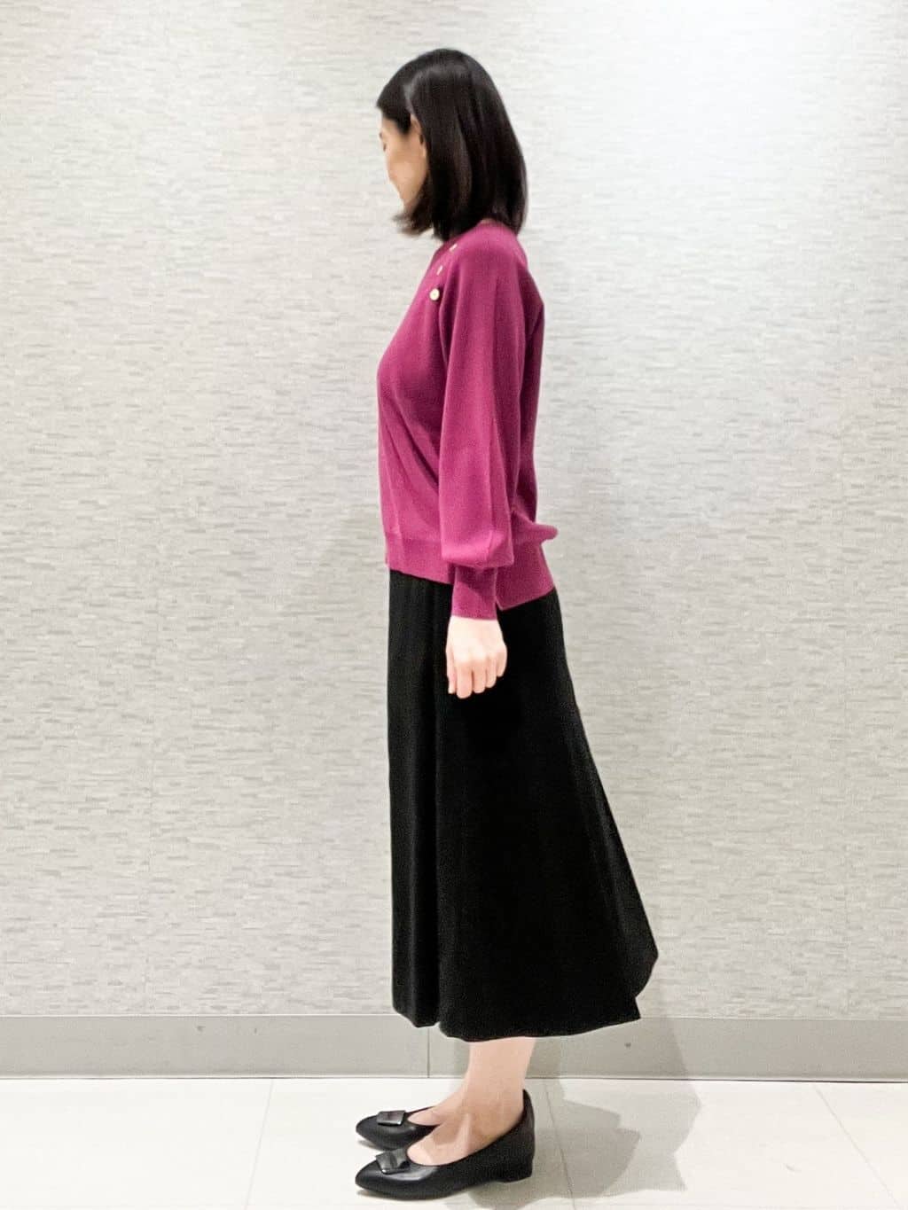 marikoさんの「Reflect｜【通勤】スエードライクフレアスカート」を使ったコーディネート