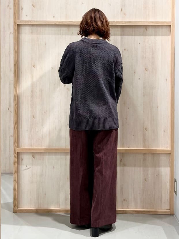 nakoさんの「THE SHOP TK｜【洗える】冬のコーデを盛り上げる マットモール ケーブルニット」を使ったコーディネート
