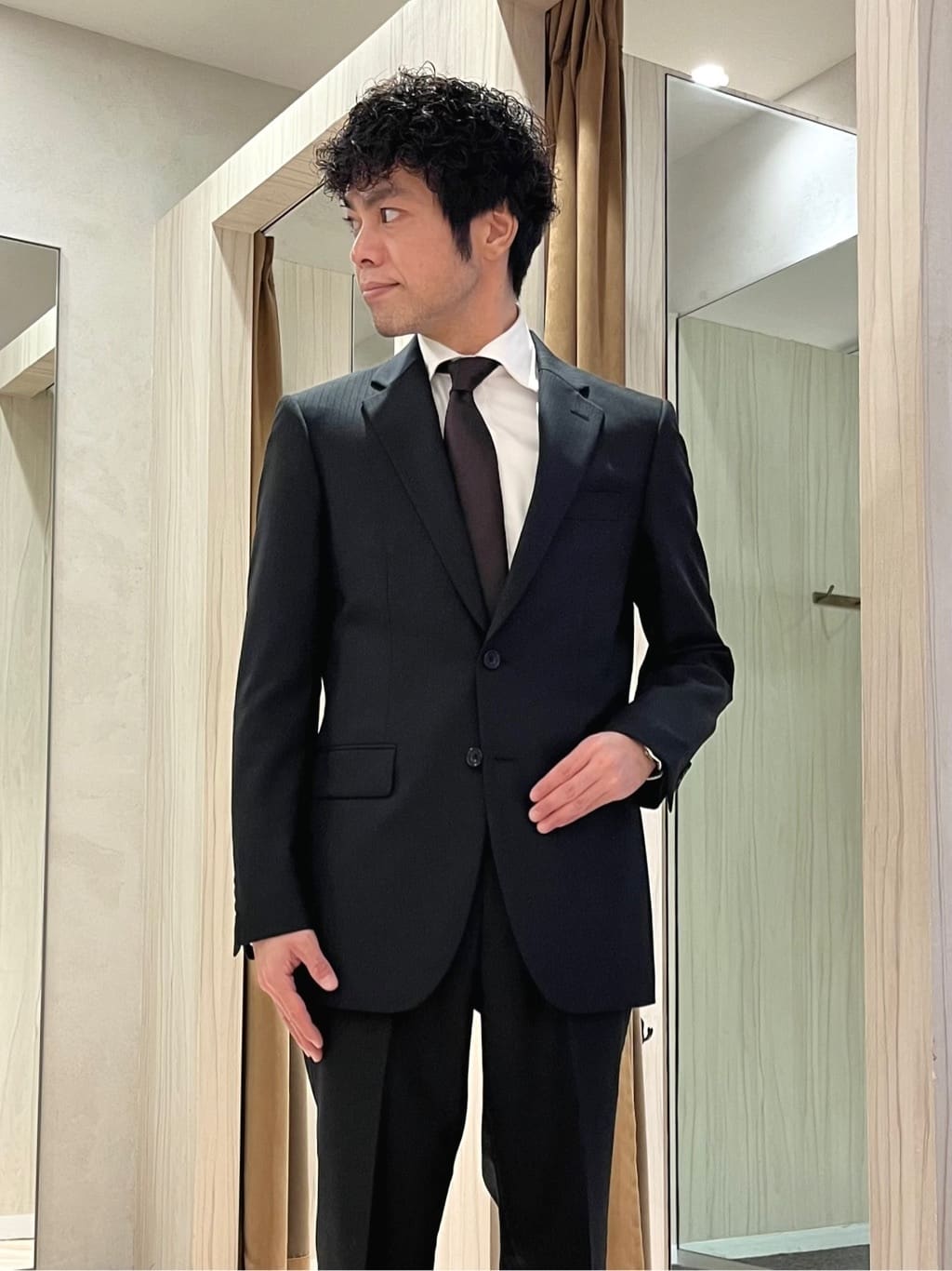 URAさんの「TAKEO KIKUCHI｜【ウールカシミヤブレンド】ビーバー調 スタンドカラー コート」を使ったコーディネート