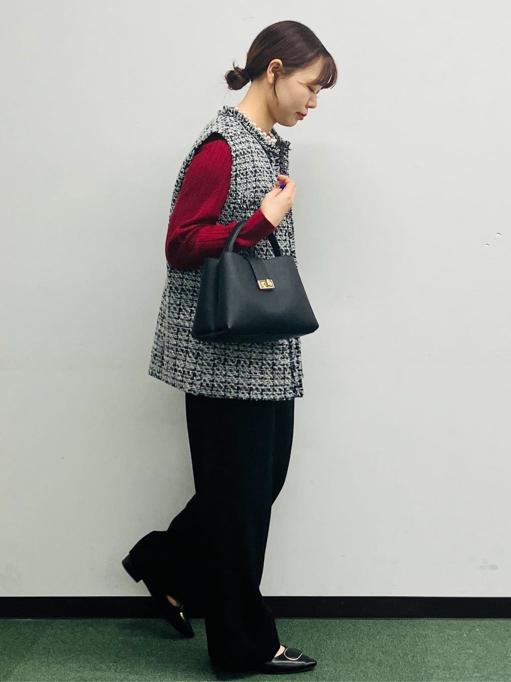 MAYUKIさんの「index｜《通勤対応》ツイードジレ【洗える】」を使ったコーディネート