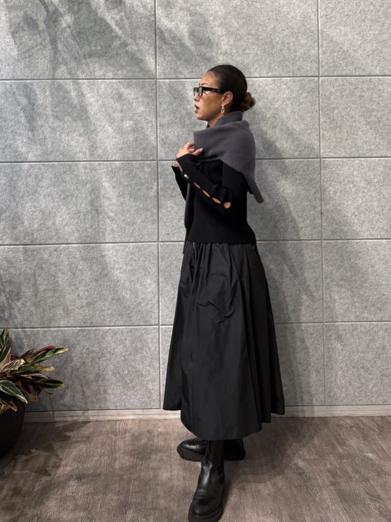 ibuさんの「CODE A｜zip form cardigan」を使ったコーディネート