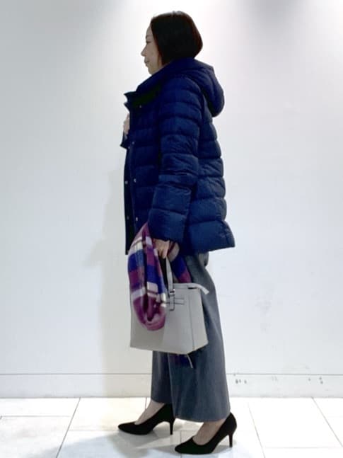 フミさんの「Reflect｜【SS-4Lサイズ】フーデッドミドルダウンコート」を使ったコーディネート