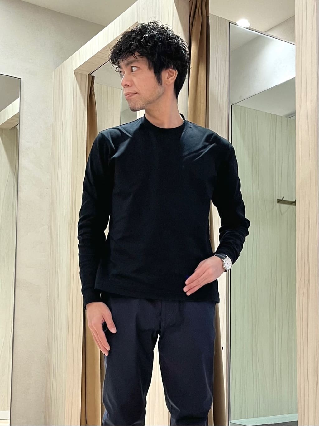 URAさんの「TAKEO KIKUCHI｜カシミヤブレンド ビーバー調ステンカラーコート」を使ったコーディネート