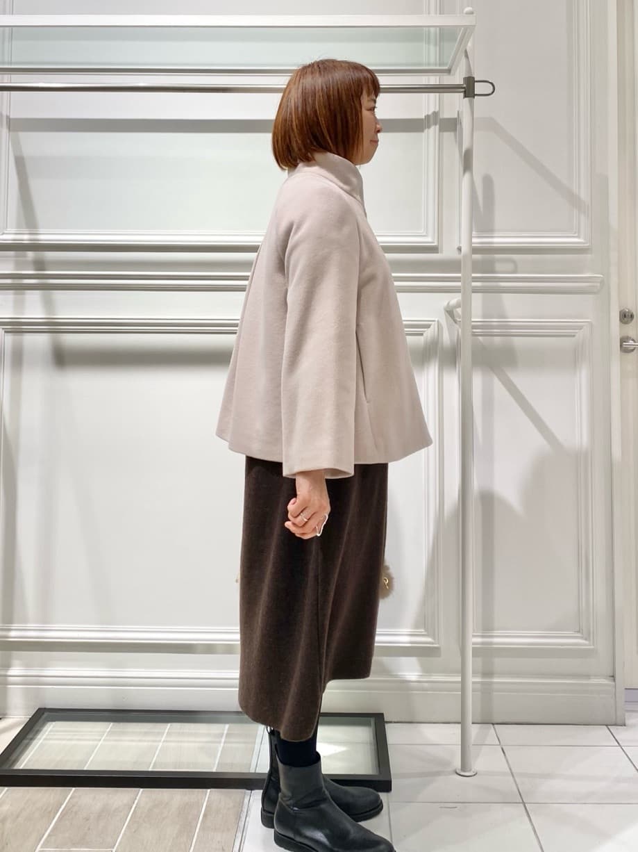AKKOさんの「UNTITLED｜【ロング丈/ゆったりシルエット】テントライン ニットワンピース」を使ったコーディネート