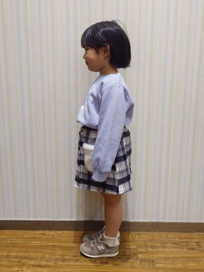 Yuiさんの「SHOO･LA･RUE｜【100-150cm/裏起毛】Aライン アソートスウェット」を使ったコーディネート