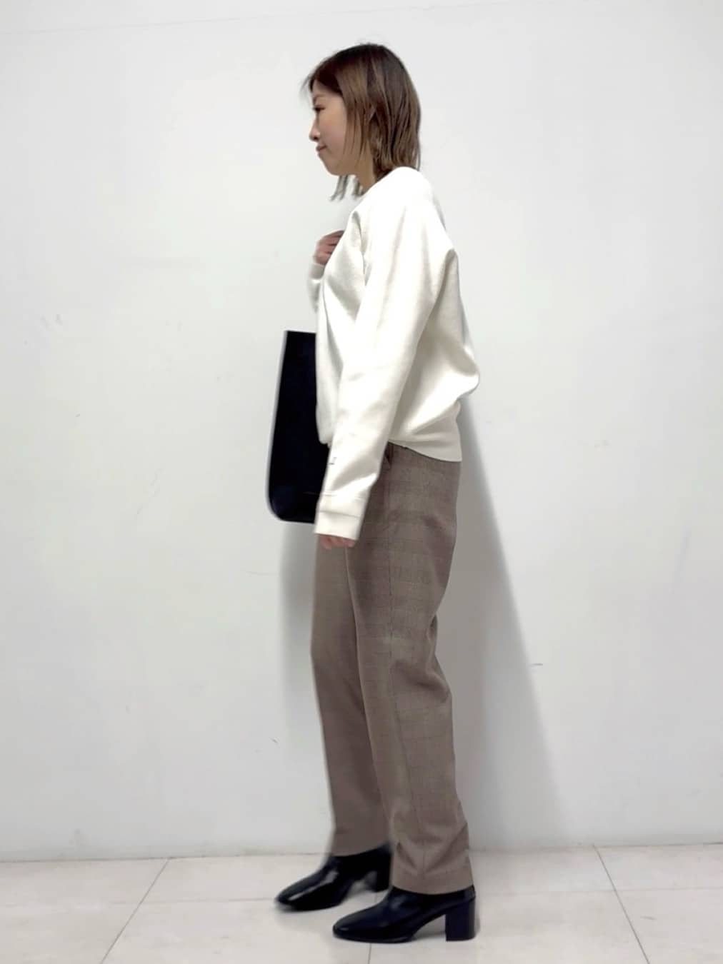 Nishijimaさんの「DRESSTERIOR｜◆ウォッシャブルコットンカシミヤプルオーバーニット」を使ったコーディネート