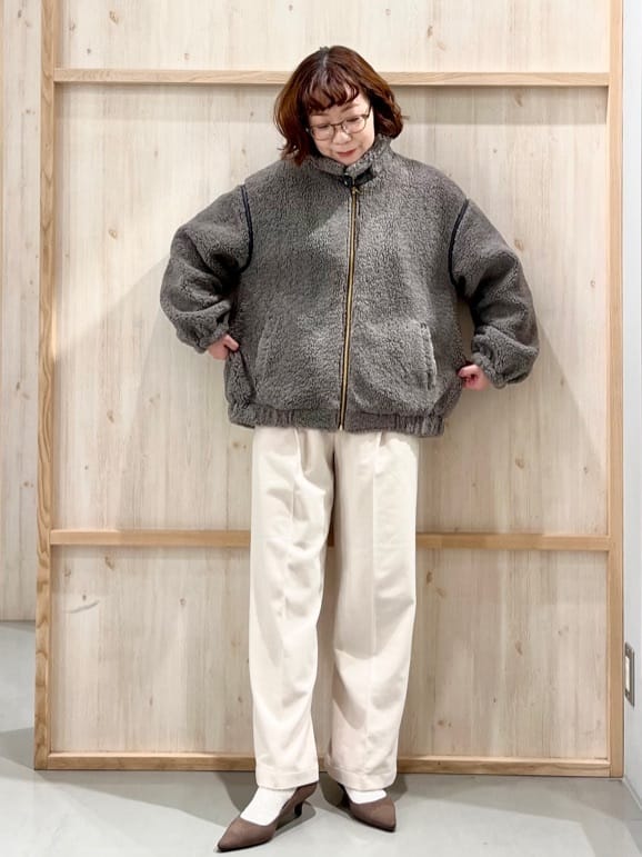 nakoさんの「THE SHOP TK｜マシュマロタッチ ボアボンバージャケット」を使ったコーディネート