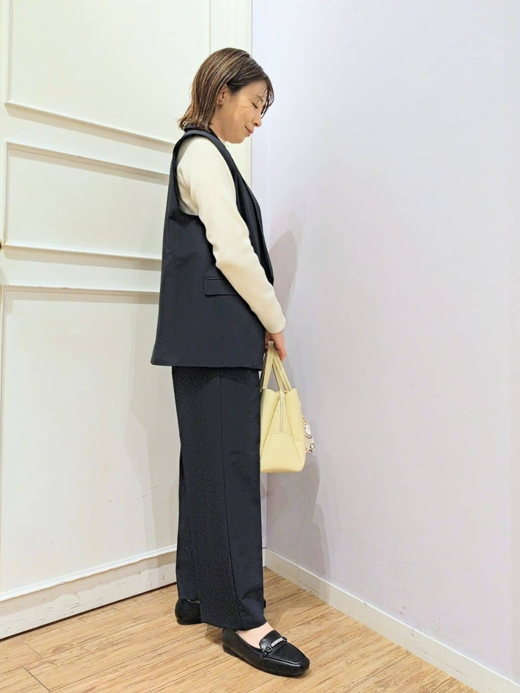 miomioさんの「SHOO･LA･RUE｜【セットアップ可/S-LL/洗濯機可】サッと羽織ってこなれ見え ダブルブレストジレ」を使ったコーディネート