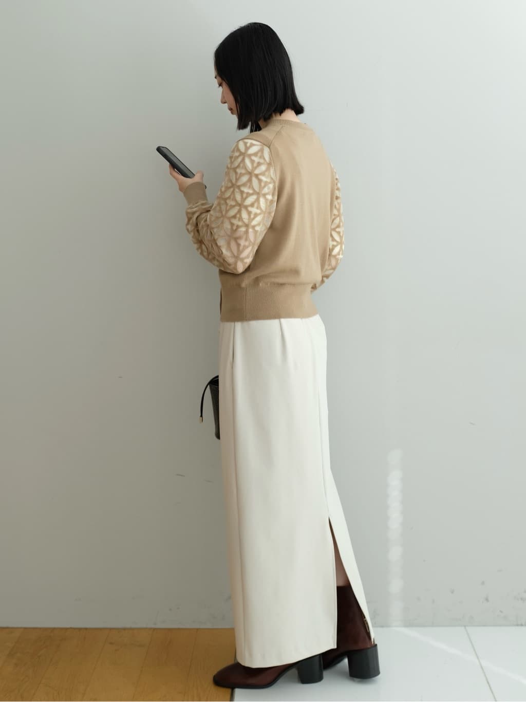 Kishimotoさんの「DRESSTERIOR｜◆【洗える/ポケット付き】ストレッチナロースカート」を使ったコーディネート